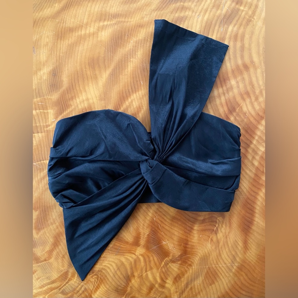 Lulu's Classic Black Bow tie Crop Top